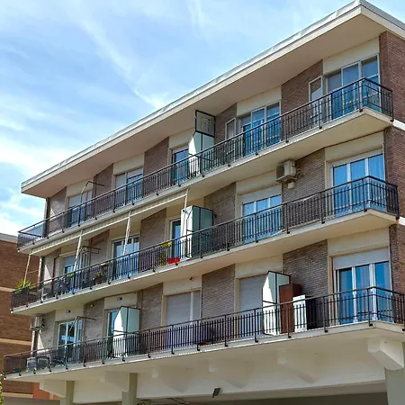 Apartment Victoria Seafront - Sea View Private Parking Ac & Wifi Savona