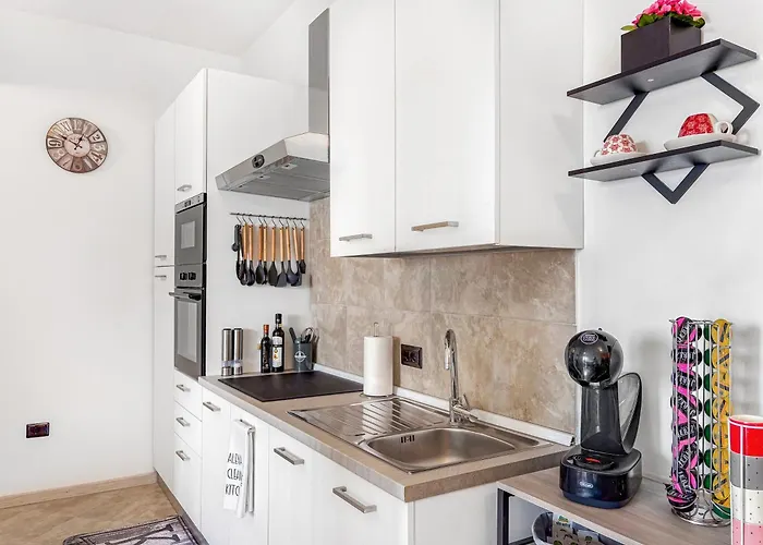 Victoria Seafront - Sea View Private Parking Ac & Wifi *