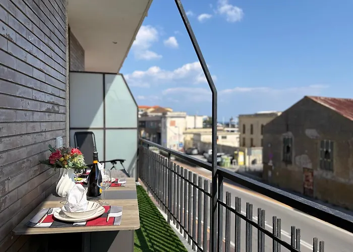 Victoria Seafront - Sea View Private Parking Ac & Wifi *