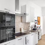 아파트 Victoria Seafront - Sea View Private Parking Ac & Wifi *