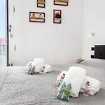 Victoria Seafront - Sea View Private Parking Ac & Wifi
